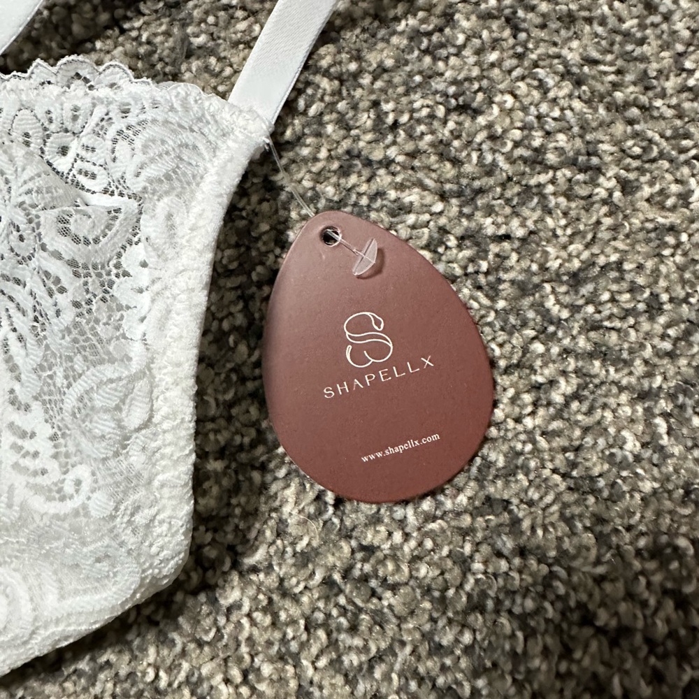 Sz L Lacey, shapewear bodysuit, NWT - Picture 5 of 5
